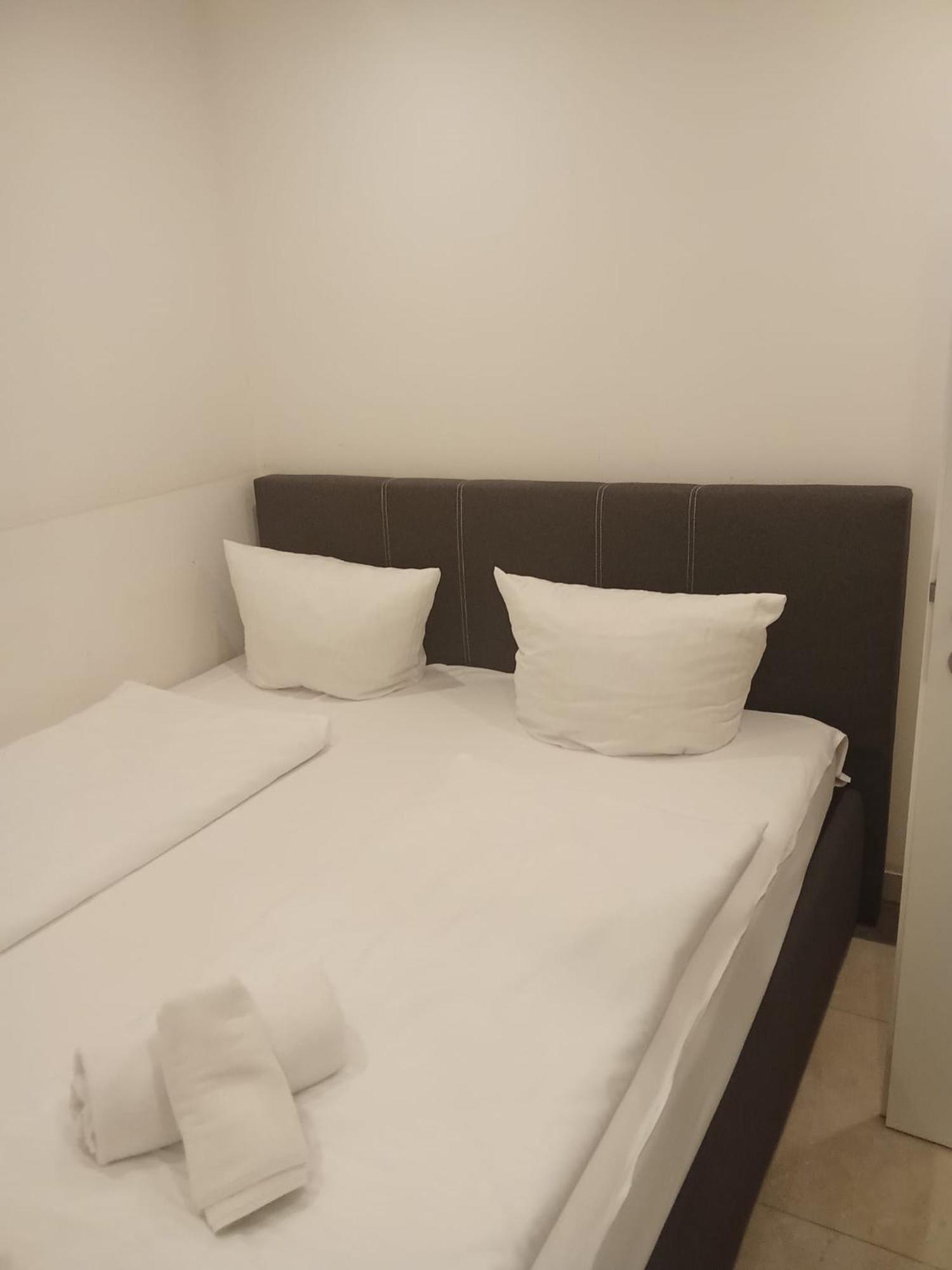 Hotel Business Bay Das Ehemalige Staycation Hotel Sindelfingen Buitenkant foto